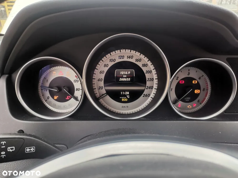 Mercedes-Benz Klasa C 200 CDI BlueEff Avantgarde - 18