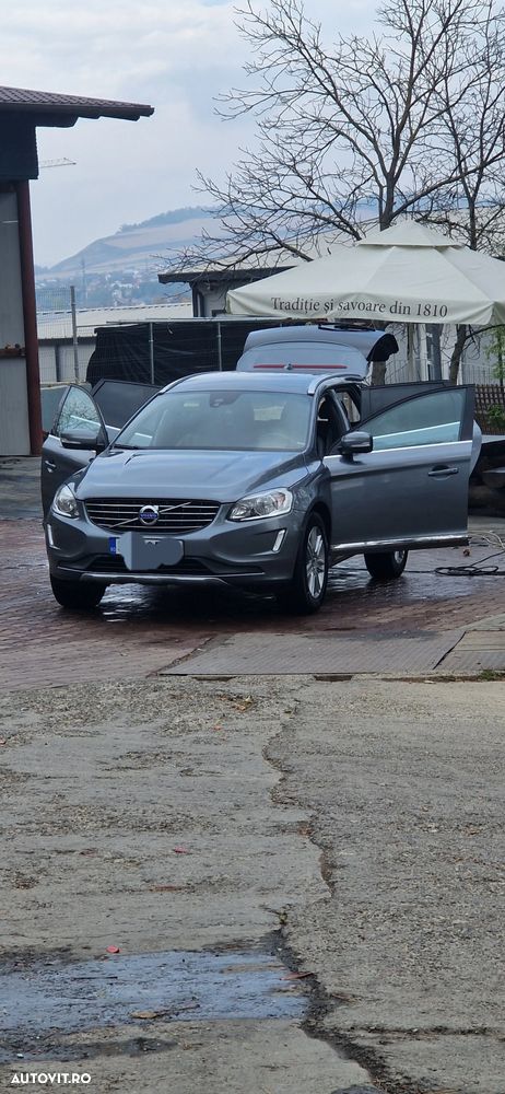 Volvo XC 60 D4 Summum - 1
