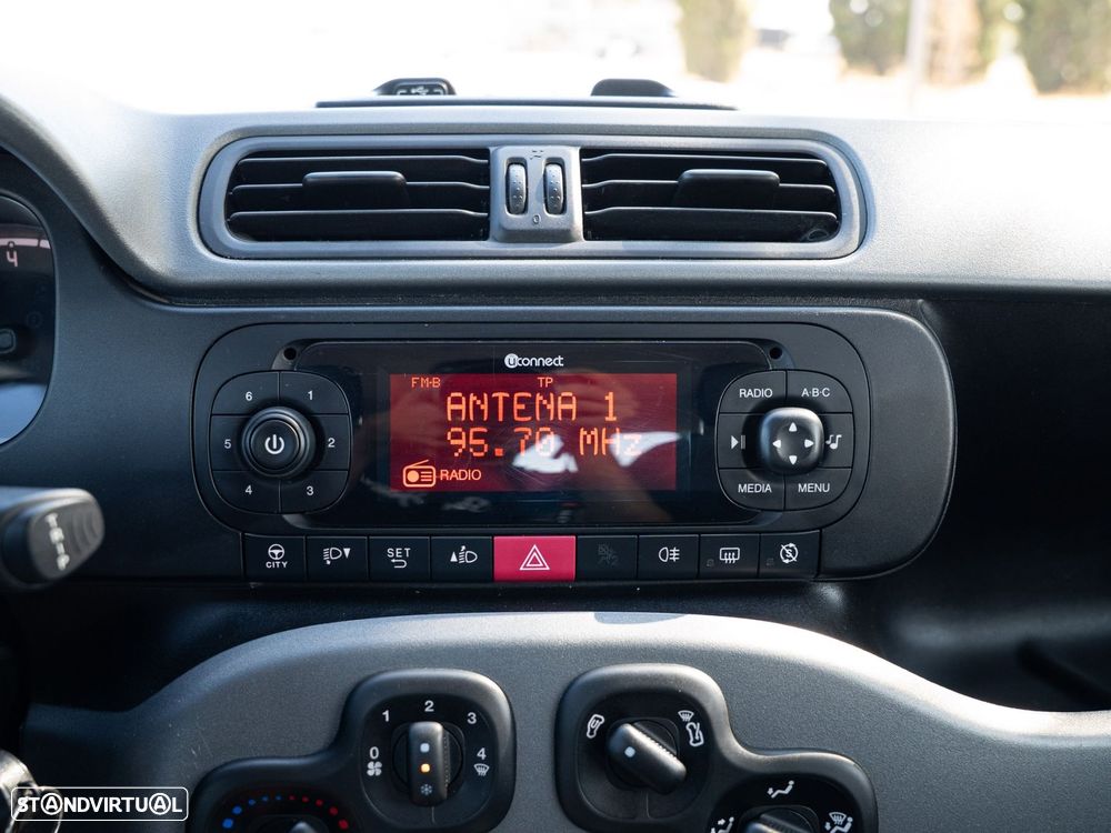 Fiat Panda 1.0 Hybrid City Life - 37