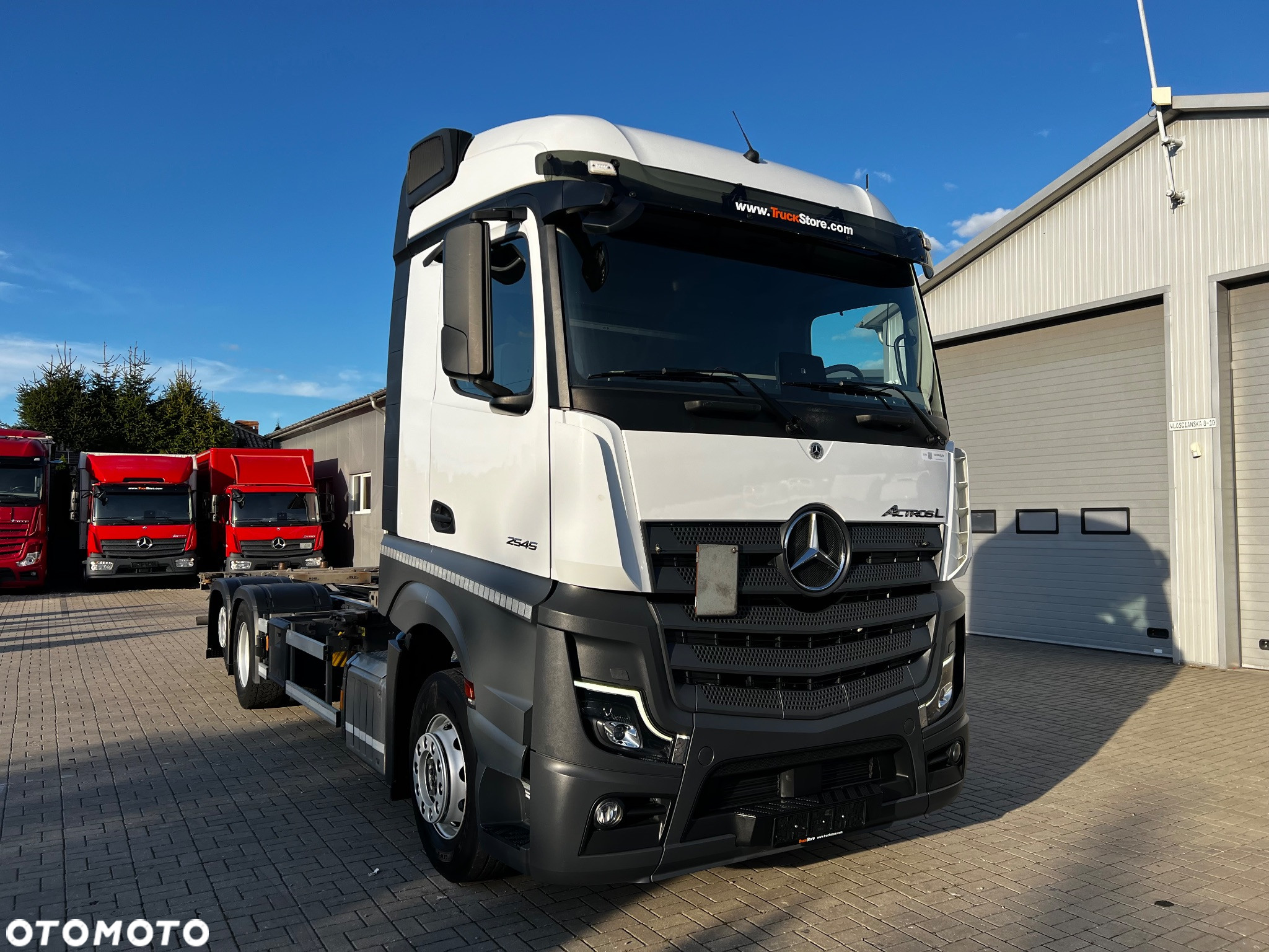 Mercedes-Benz Actros - 2
