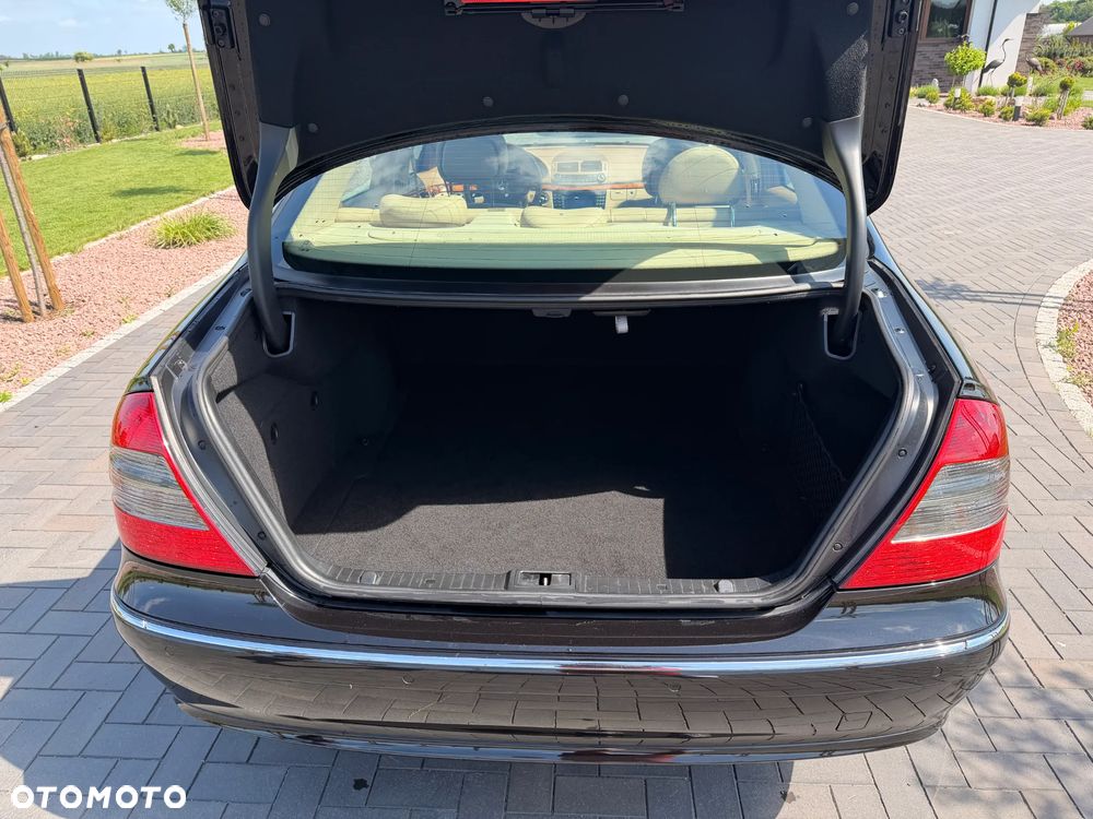 Mercedes-Benz Klasa E 280 CDI 4Matic Automatik Elegance DPF - 23