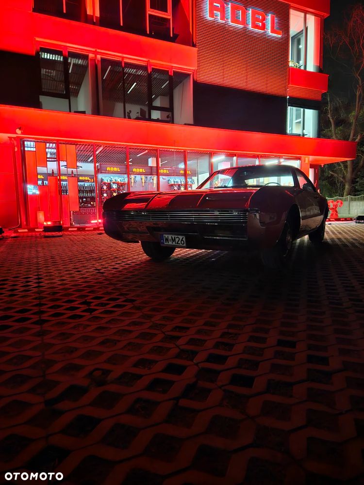 Oldsmobile Toronado - 18