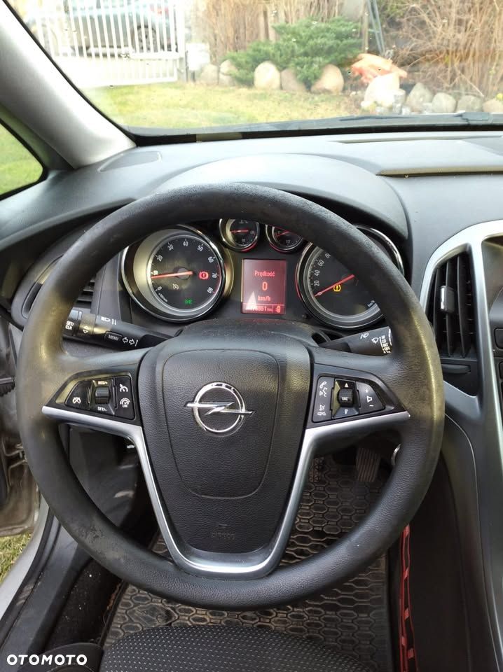 Opel Astra 1.4 T Enjoy - 7