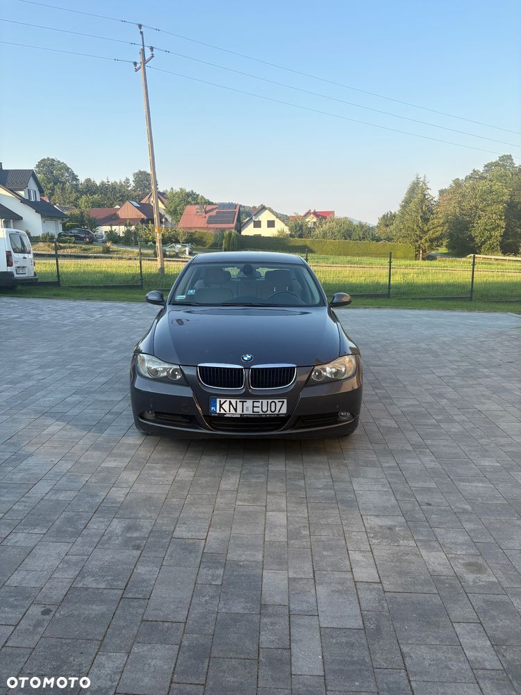 BMW Seria 3 318d - 6