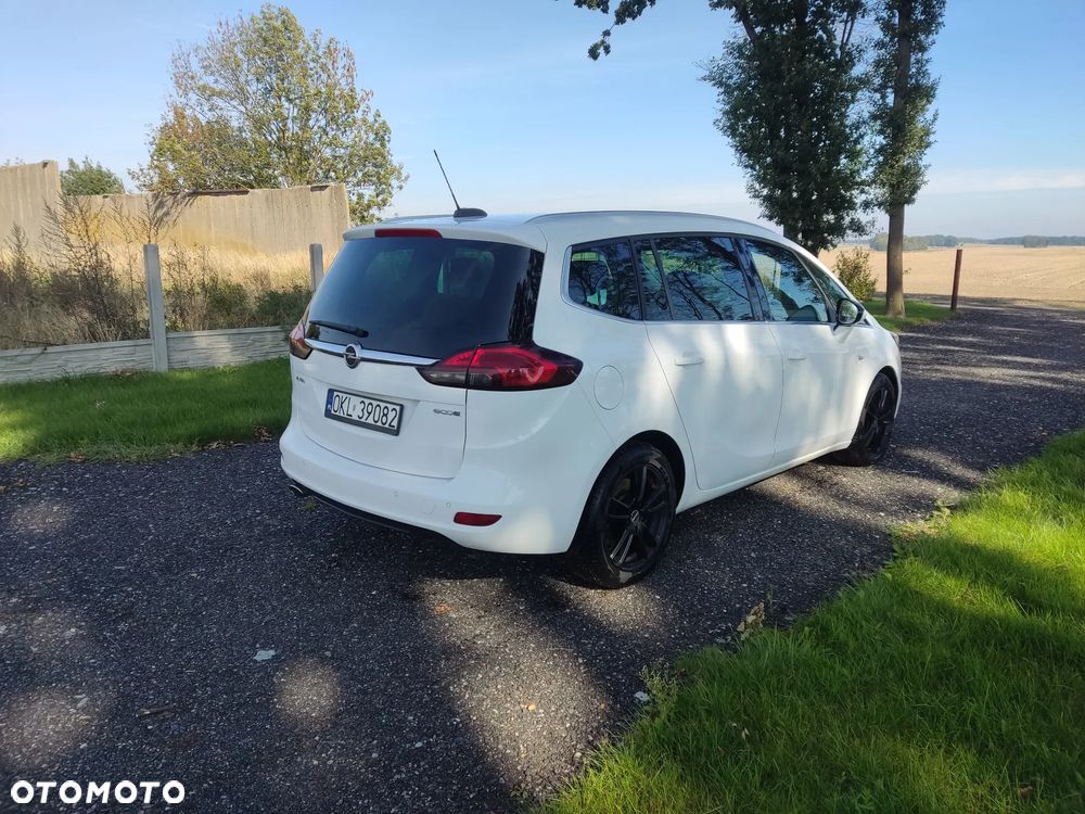 Opel Zafira 2.0 D (CDTI ecoFLEX) Start/Stop Edition - 2