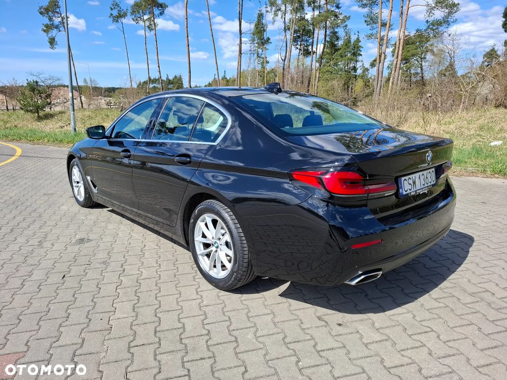 BMW Seria 5 518d - 4