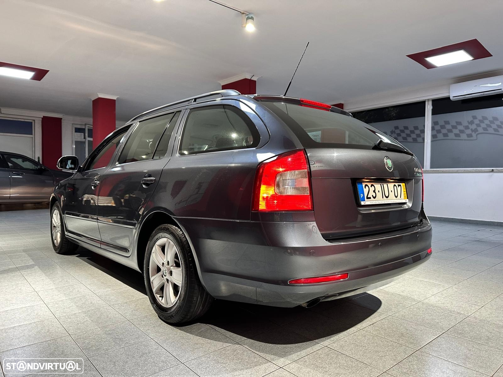 Skoda Octavia Break 1.6 TDi Greenline Conforto - 4