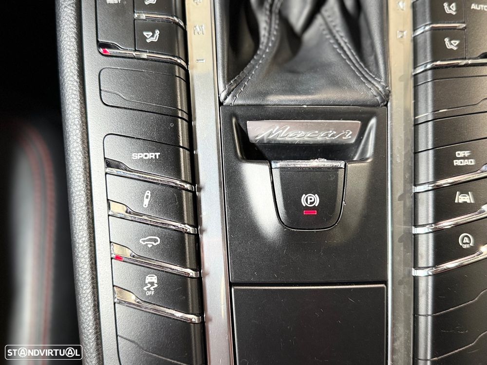 Porsche Macan S - 26