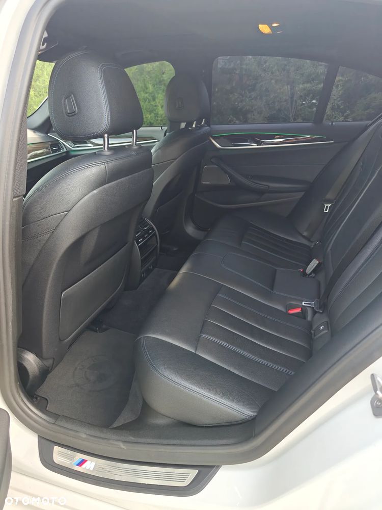 BMW Seria 5 530i M Sport sport - 17