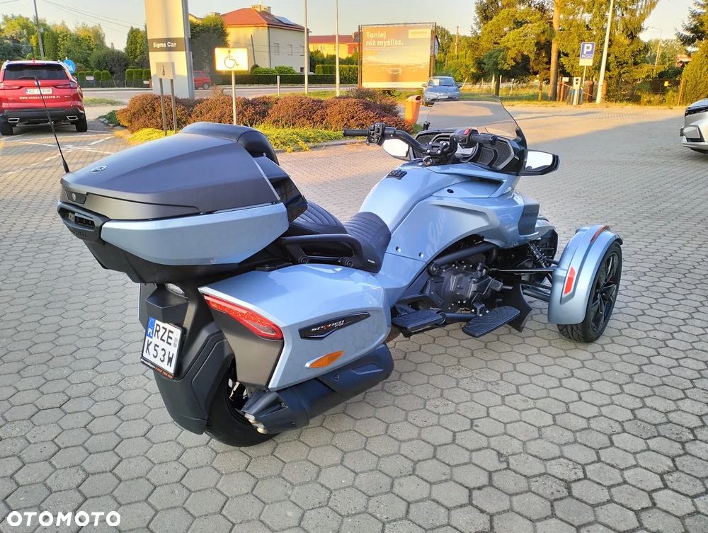 Can-Am Spyder - 6