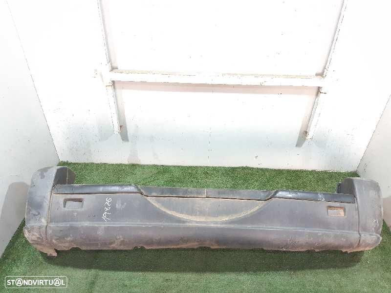 PARA-CHOQUES TRASEIRO JEEP CHEROKEE - 1
