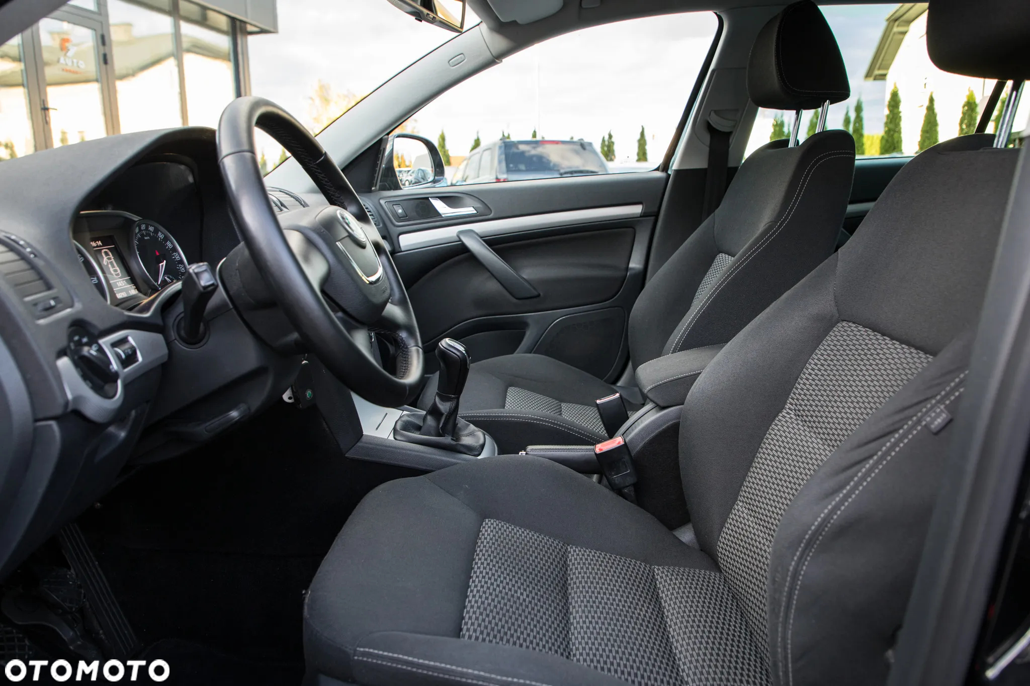 Skoda Octavia Combi 1.8 TSI 4x4 Scout - 10