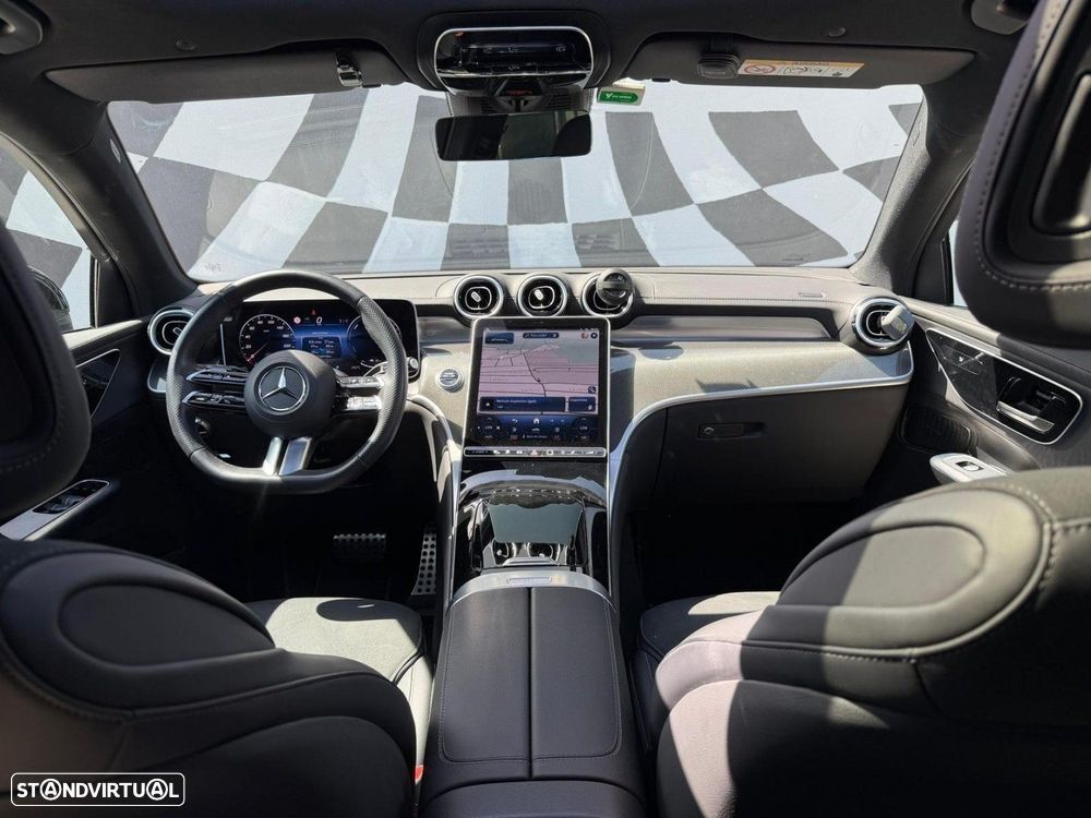 Mercedes-Benz GLC 300 de Coupe 4Matic - 3