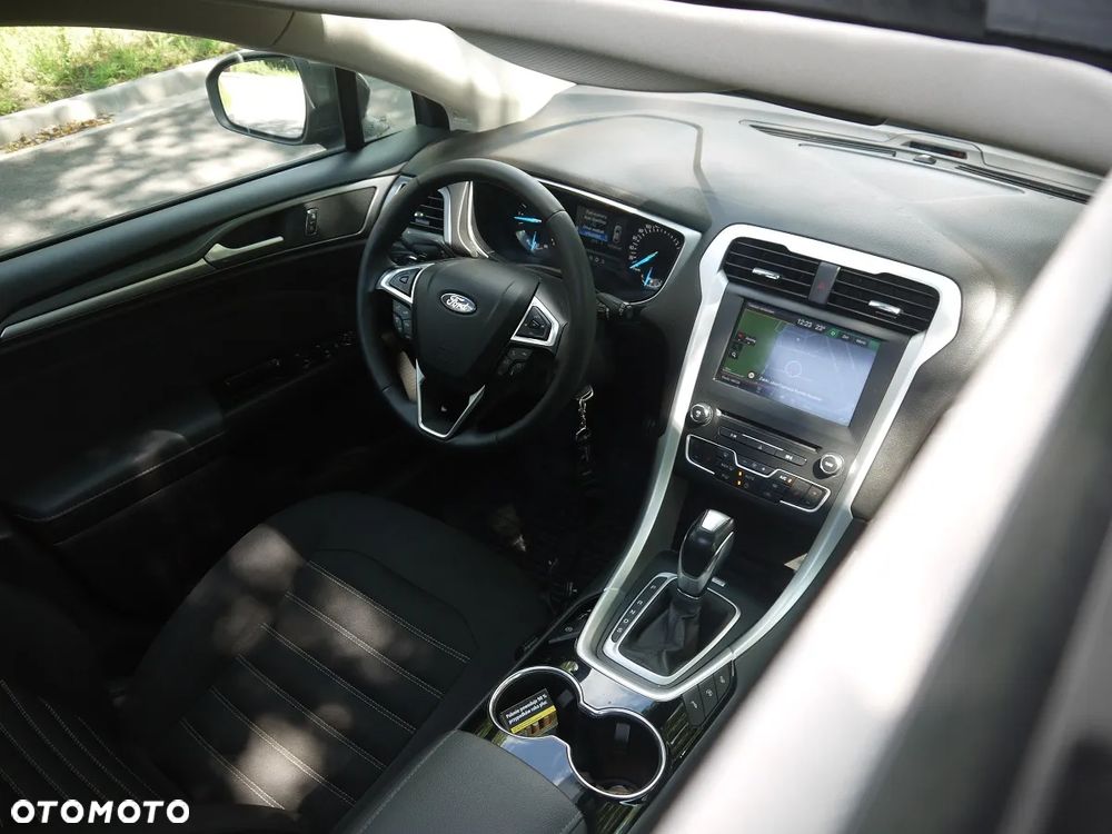 Ford Mondeo SW 2.0 TDCi Ambiente Plus PowerShift - 26