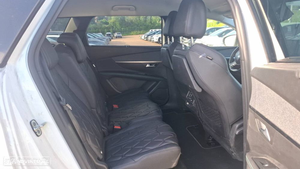 Peugeot 5008 1.2 PureTech Allure EAT8 - 5