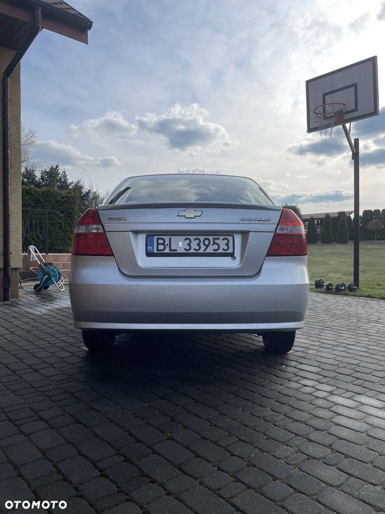Chevrolet Aveo - 5