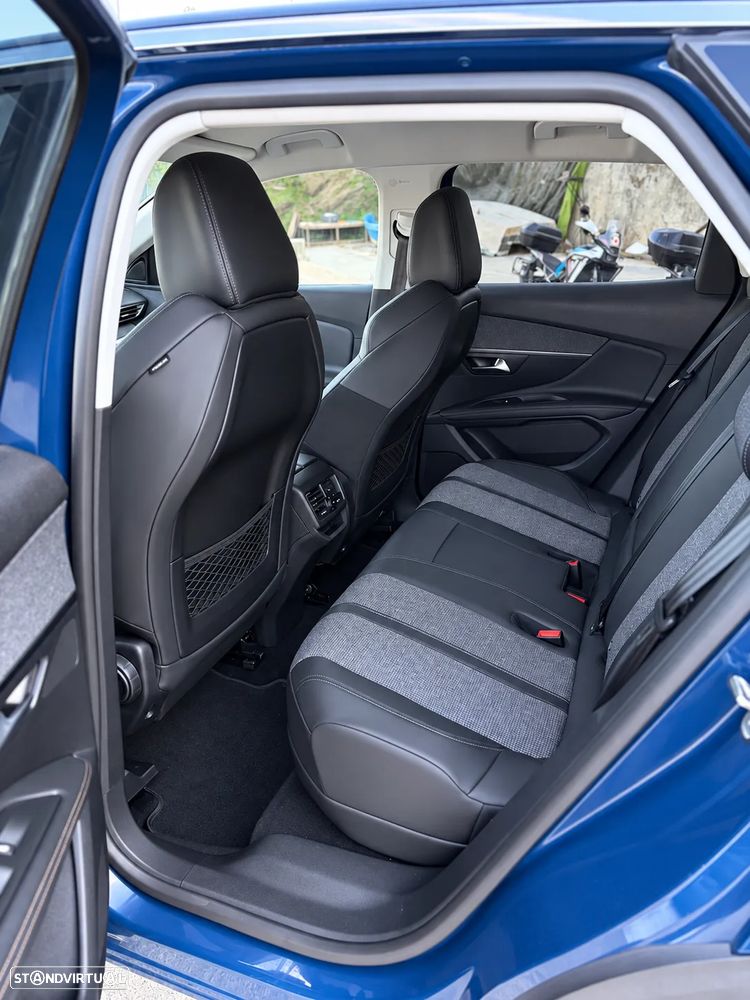 Peugeot 3008 1.6 Hybrid Allure Pack e-EAT8 - 6
