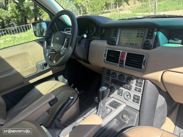 Land Rover Range Rover 3.0 TD6 Vogue - 32