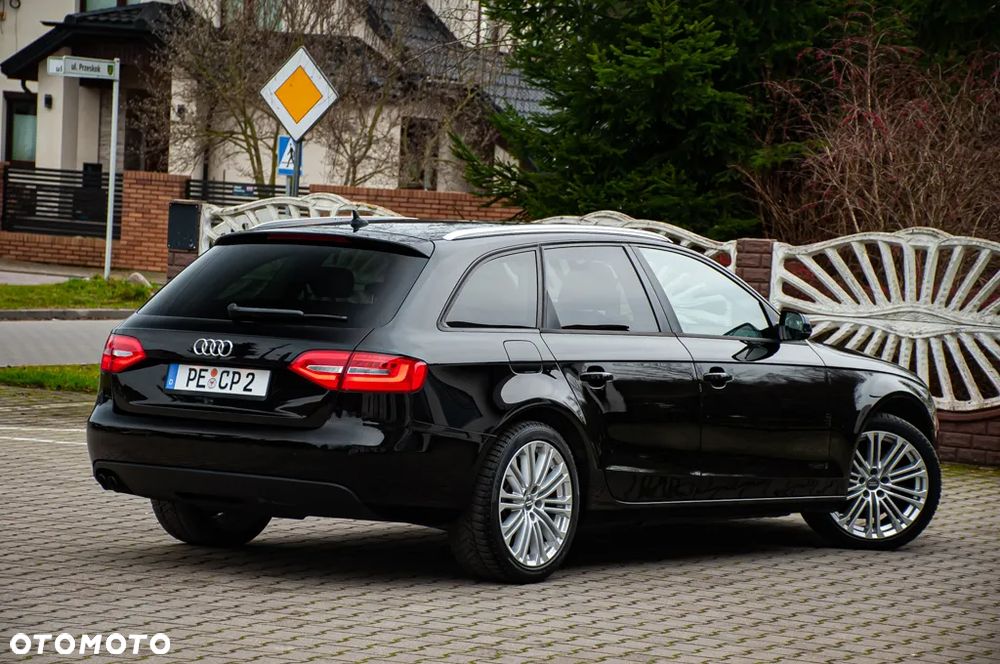 Audi A4 Avant 2.0 TDI DPF Ambiente - 15