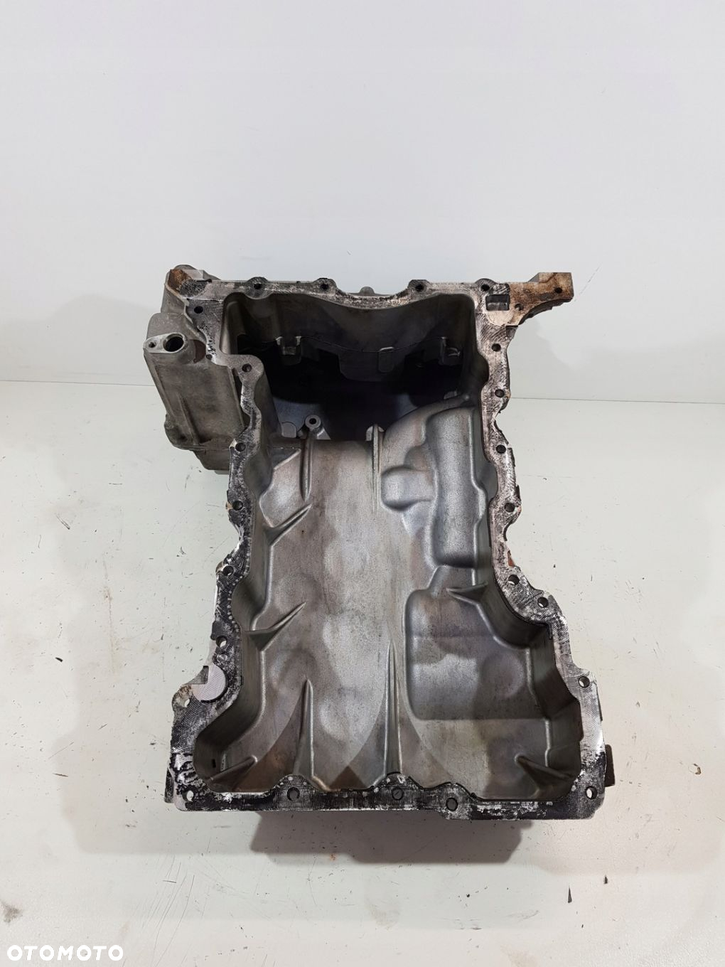 MISKA OLEJU 2129F GRAND CHEROKEE WK2 3.0 CRD VM63D - 6