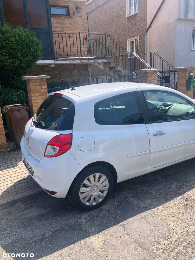 Renault Clio 1.5 dCi Alize - 3