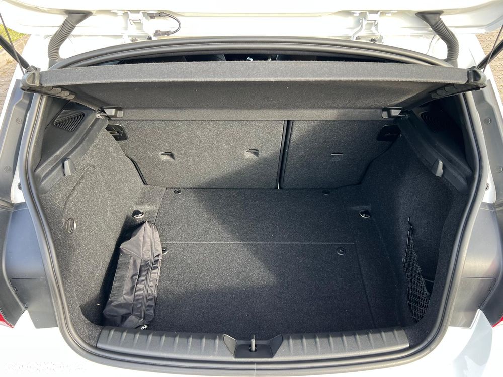 BMW Seria 1 116d Edition M Sport Shadow - 15