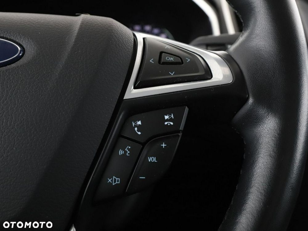 Ford S-Max - 31
