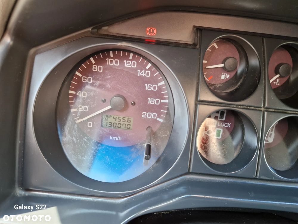 Mitsubishi Pajero - 2