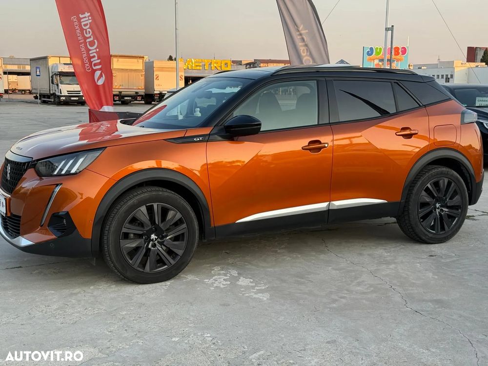 Peugeot 2008 1.2 L PureTech STT EAT8 GT - 10