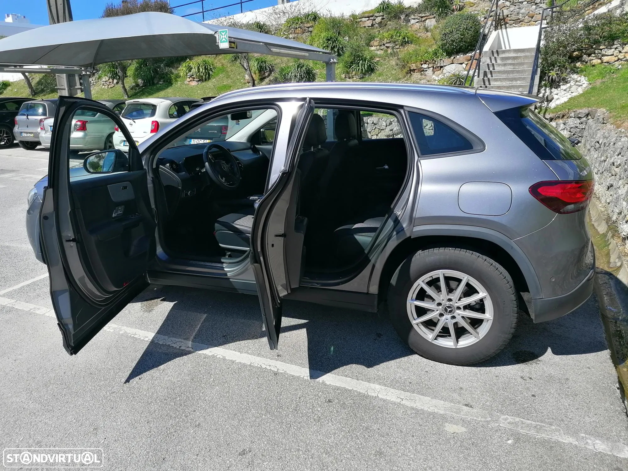 Mercedes-Benz GLA 180 d Progressive - 9