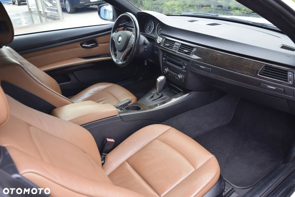BMW Seria 3 - 32