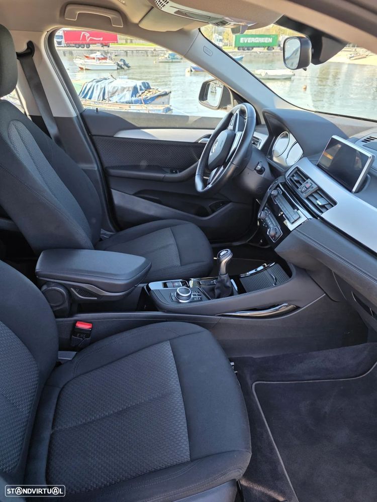 BMW X2 sDrive18i - 11