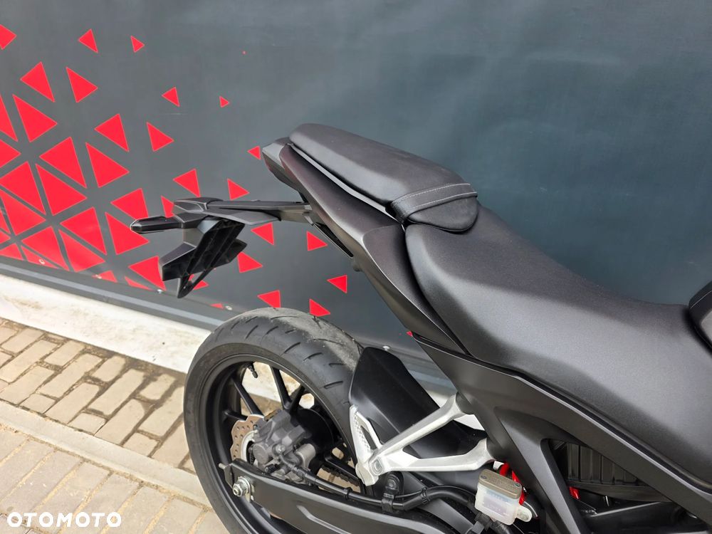 Honda CB - 22