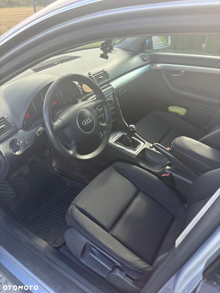 Audi A4 Avant 2 - 4