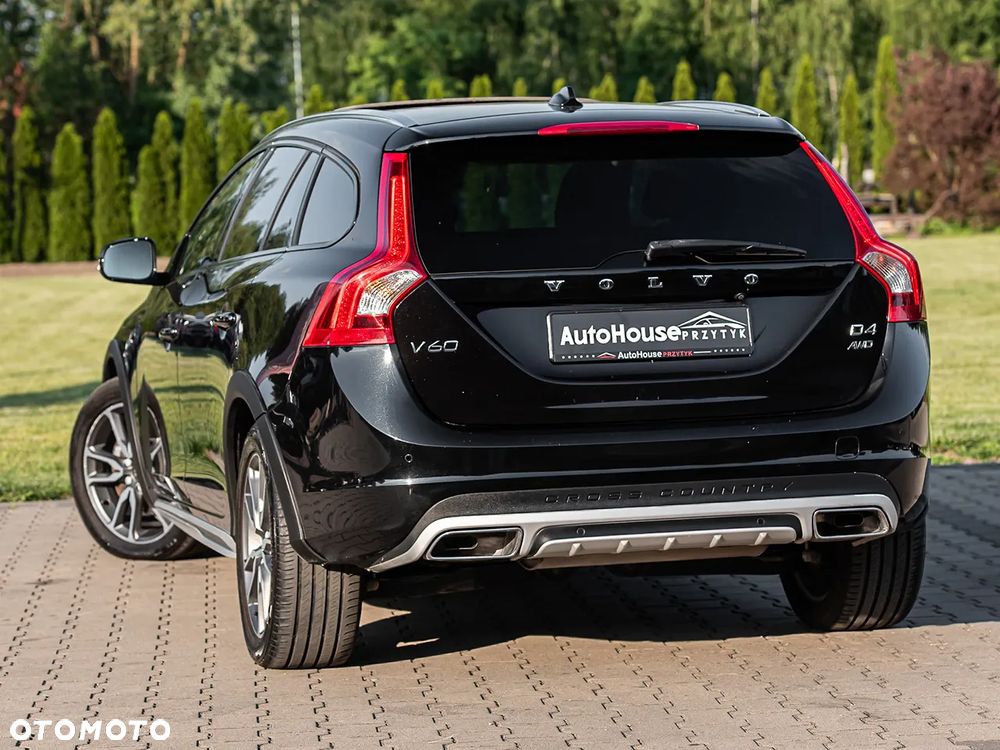 Volvo V60 Cross Country - 7