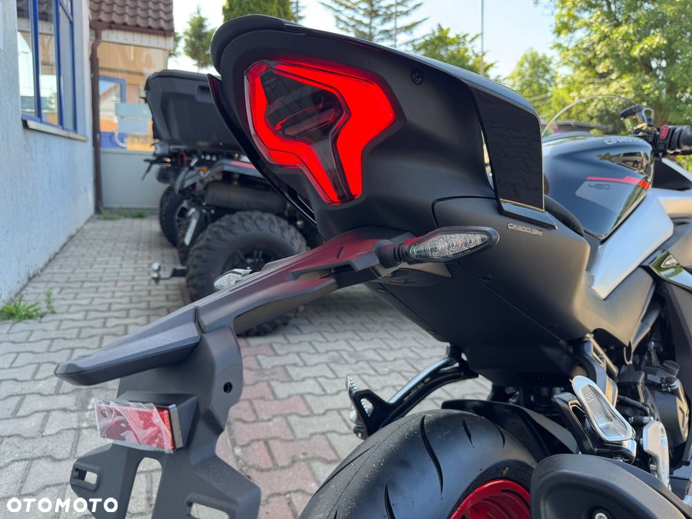 CFMoto 450SR - 18
