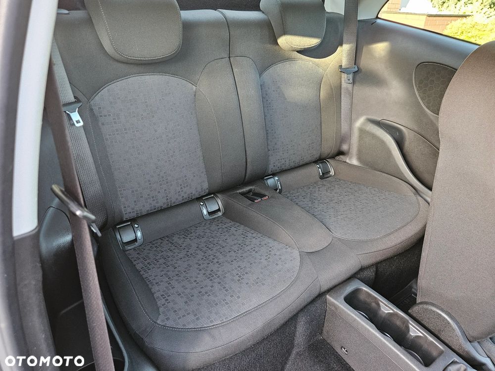 Opel Adam 1.4 Black Jack S&S - 11