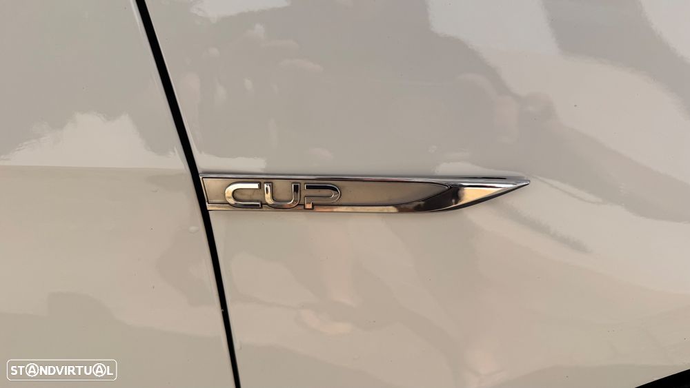 VW Golf 2.0 TDI GTD - 7
