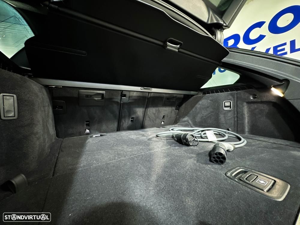 BMW 530 e Pack Desportivo M - 58