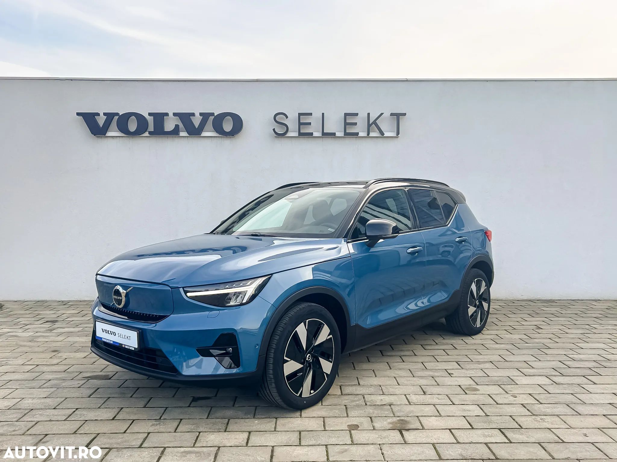 Volvo XC 40 Recharge Single Motor Extended Range RWD Ultimate - 1