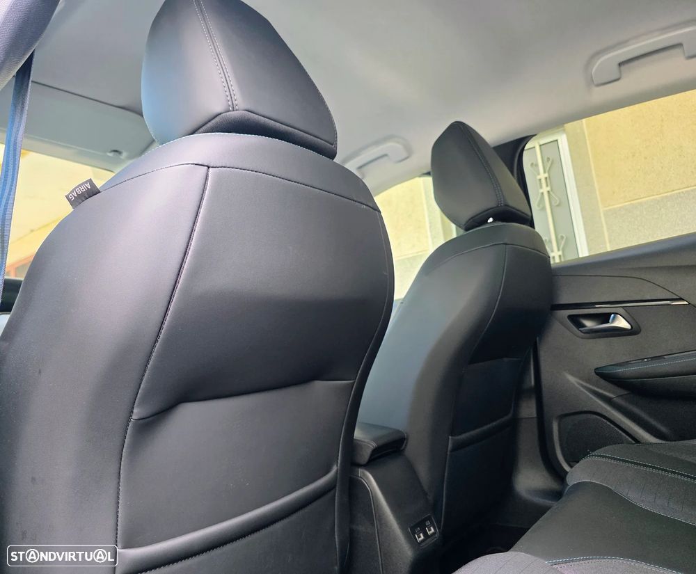 Peugeot 208 1.2 PureTech Allure - 54