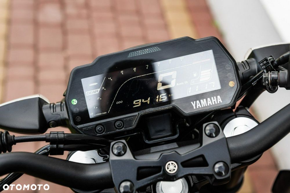 Yamaha MT - 9
