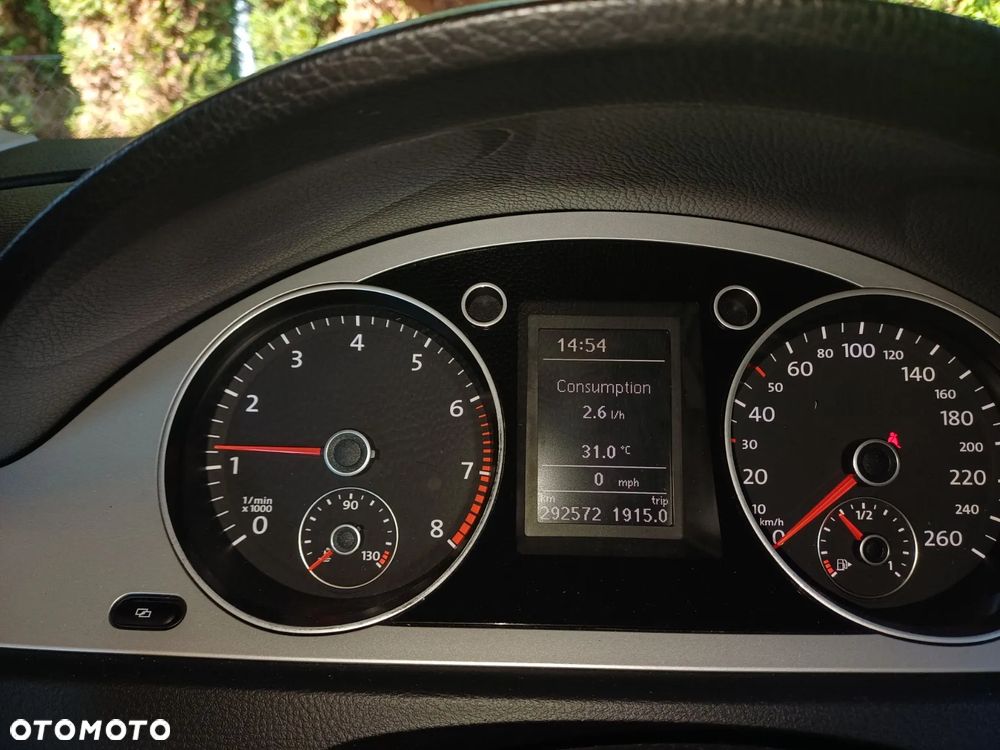 Volkswagen Passat 1.8 TSI Comfortline - 24