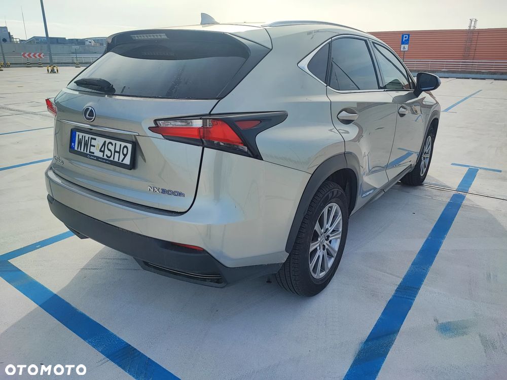 Lexus NX 300h Elegance AWD - 5