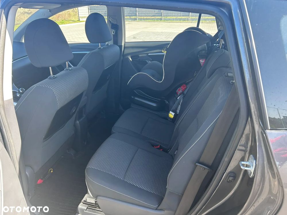 Toyota Verso 1.6 D-4D Prestige 7os - 16