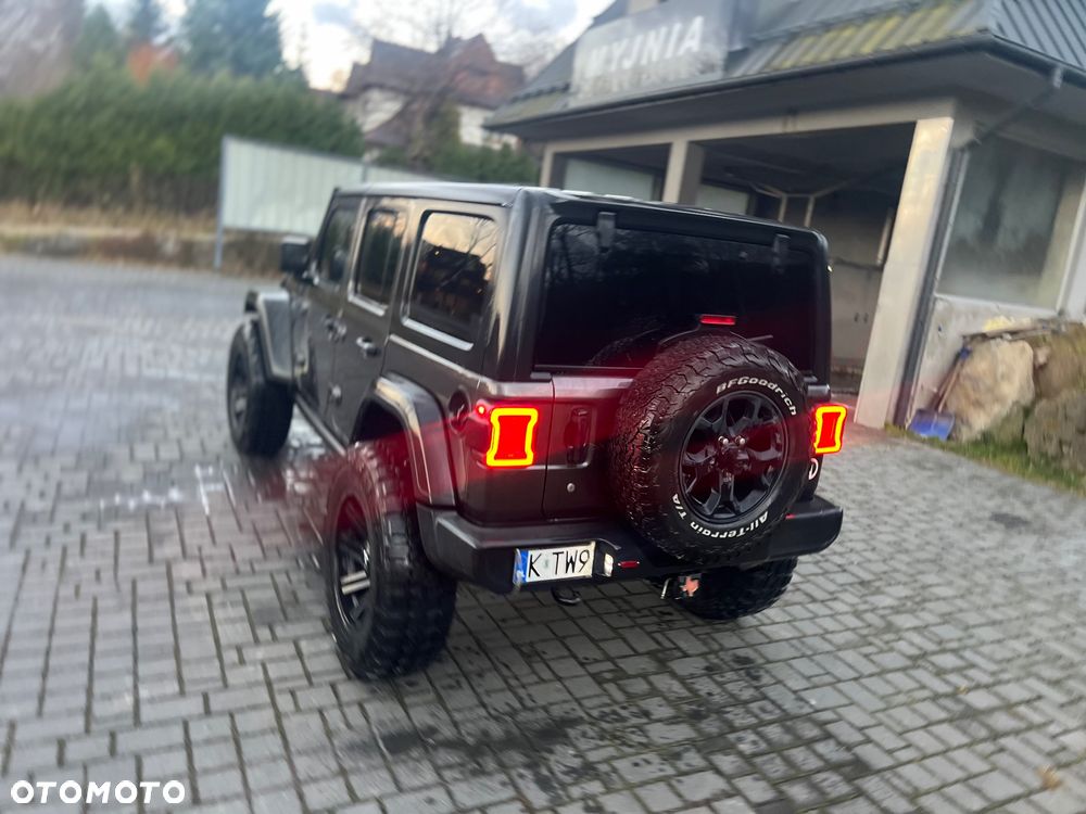 Jeep Wrangler 2.0 T-GDI Hardtop AWD Automatik Rubicon - 24