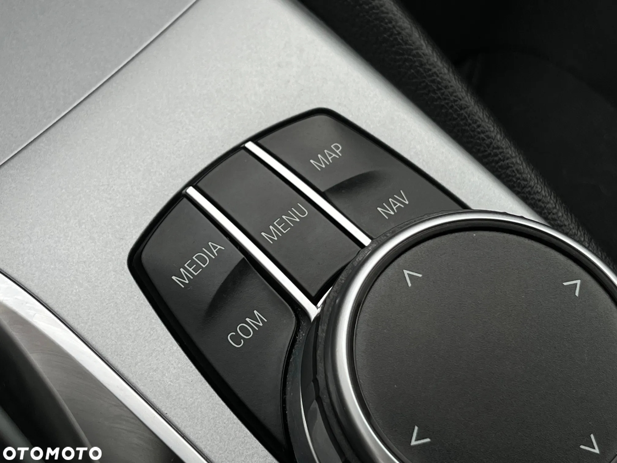 BMW Seria 5 520d xDrive Sport - 26