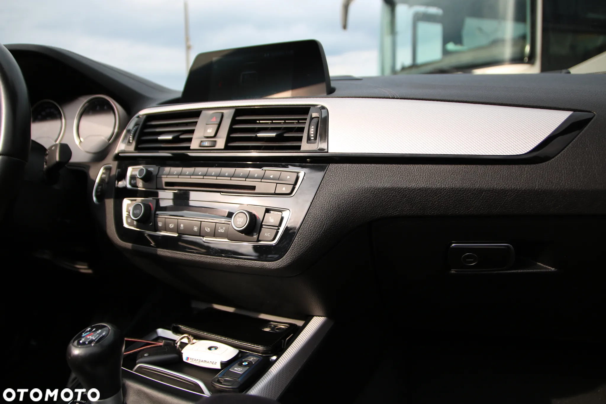 BMW Seria 2 218i Cabrio - 11