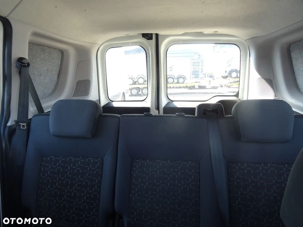 Fiat Doblo 2010 lakier(249) na części maska drzwi zderzak błotnik - 8