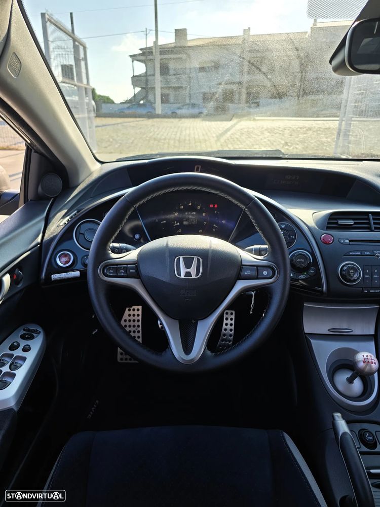Honda Civic 1.4 Sport - 13